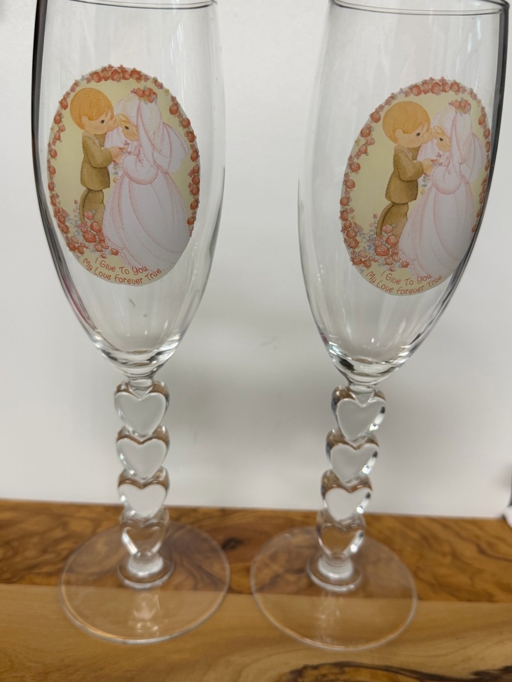 Wedding Heart Stem Champagne Flutes with Illustrated Bride & Groom